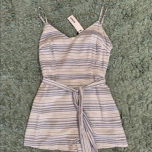 NWT BB Dakota romper.